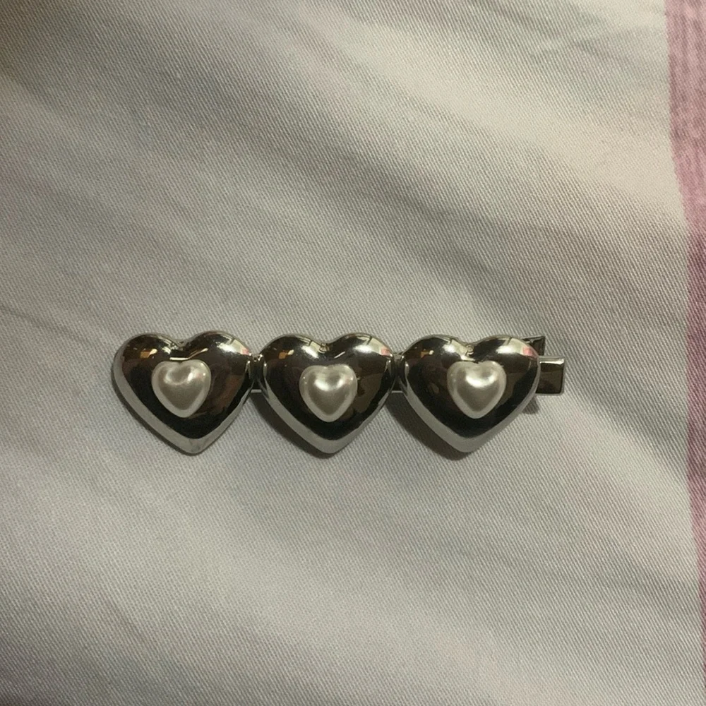 Pearl Double Hearts Hairclip
